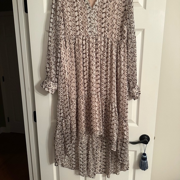Karlie Cream and Brown Patterned Long Sleeve Dress size M - Picture 1 of 7